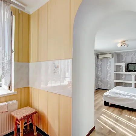 Apartment Довженко Студия